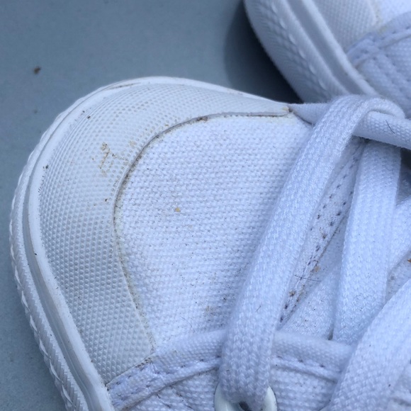 Shoes - Picture 3 of 5